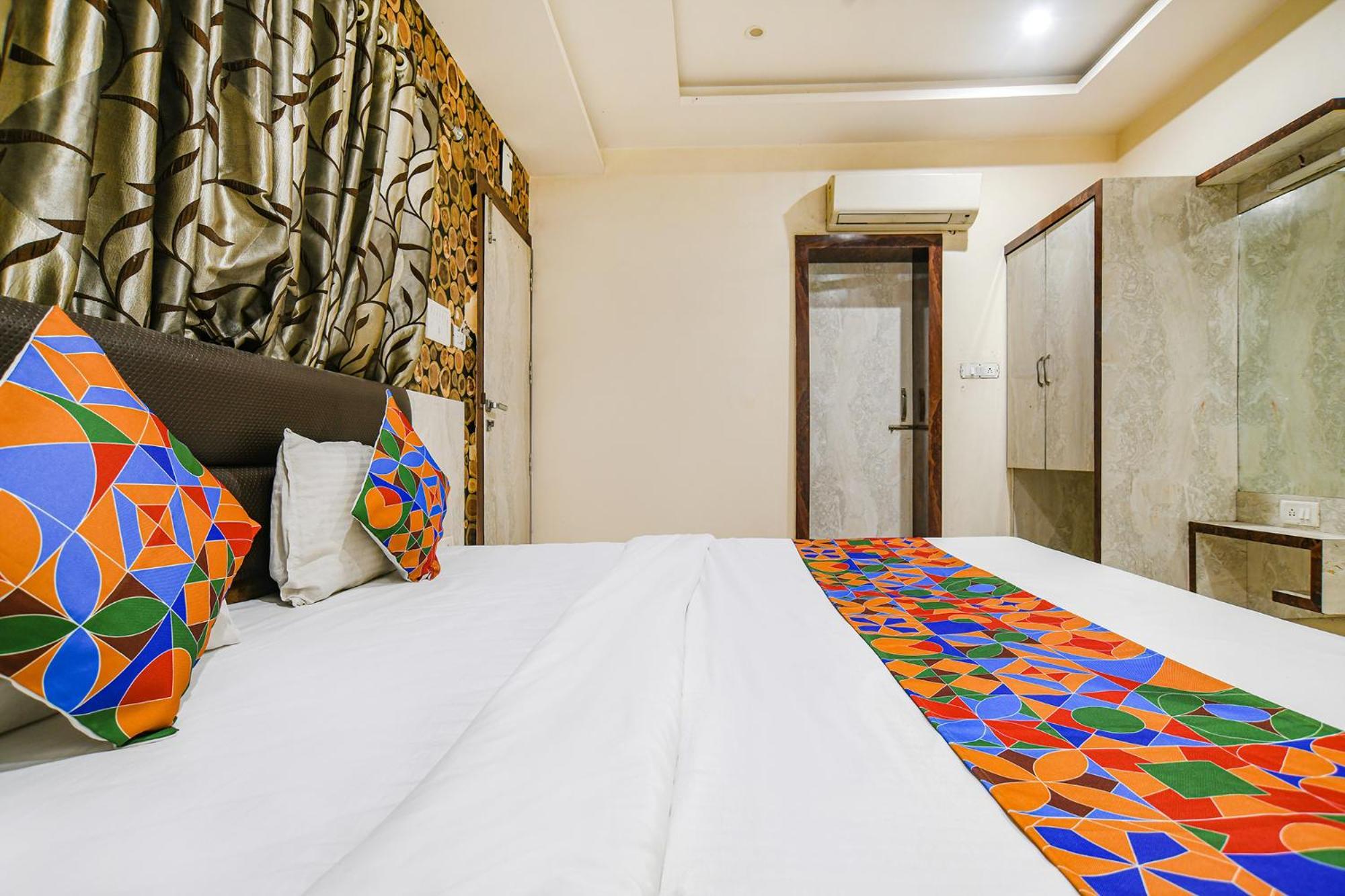 Fabhotel Shivam Palace- Near Mahakal Mandir Ujaim Exterior foto